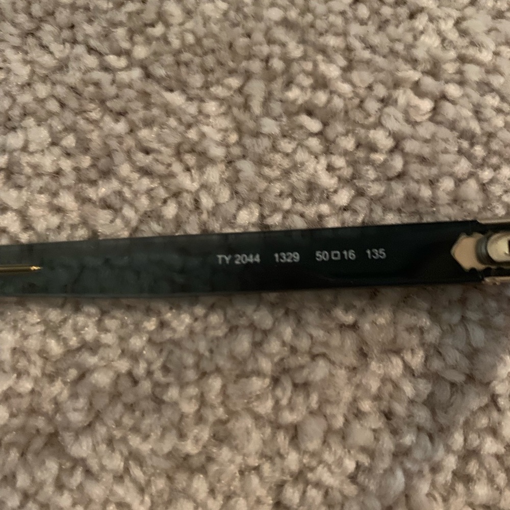 Tory Burch tortoise eyeglass frames - Brand new - Picture 3 of 5